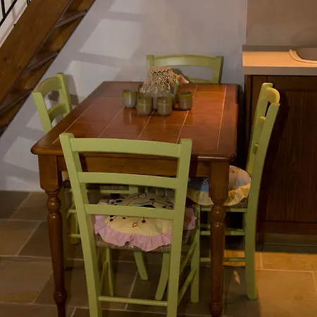 Летний дом Xenios *