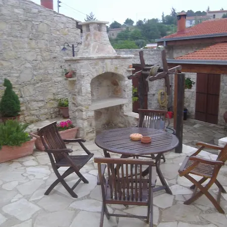 Xenios Casa rural Lofou